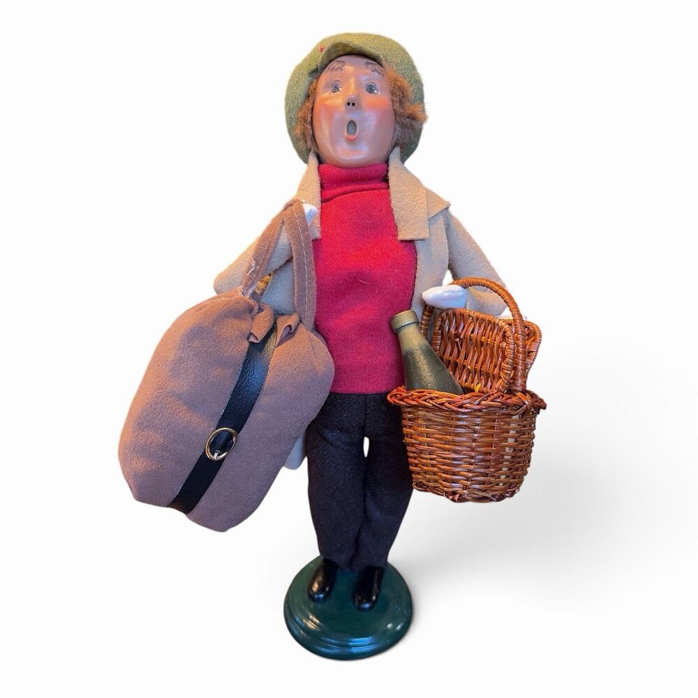 Byers Choice Carolers 2001 Male Traveler Luggage Gifts Christmas Holiday